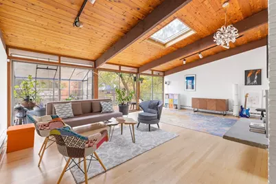 134 Rangeley Rd, Brookline, MA 02467 - Photo 3