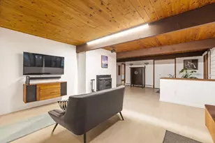 134 Rangeley Rd, Brookline, MA 02467 - Photo 17