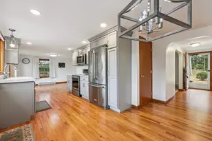 511 Shoemaker Ln, Agawam, MA 01001 - Photo 11