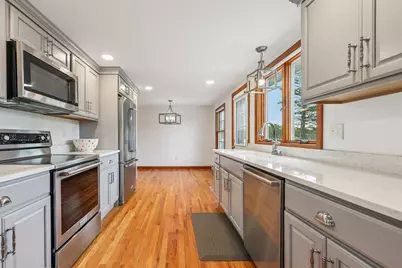 511 Shoemaker Ln, Agawam, MA 01001 - Photo 7