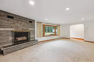 511 Shoemaker Ln, Agawam, MA 01001 - Photo 3