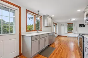 511 Shoemaker Ln, Agawam, MA 01001 - Photo 9