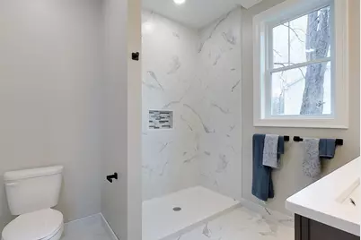 10 Pleasant St, Templeton, MA 01468 - Photo 19