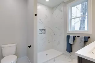 10 Pleasant St, Templeton, MA 01468 - Photo 19