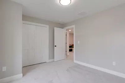 10 Pleasant St, Templeton, MA 01468 - Photo 25