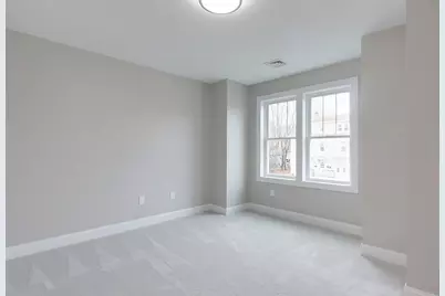 10 Pleasant St, Templeton, MA 01468 - Photo 23