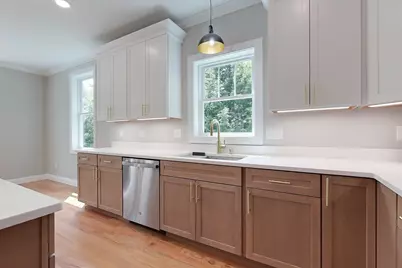 10 Pleasant St, Templeton, MA 01468 - Photo 5