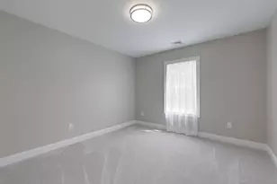 10 Pleasant St, Templeton, MA 01468 - Photo 29