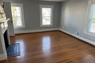 52 Pleasant St, Woburn, MA 01801 - Photo 15