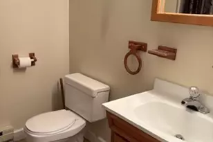 17 Maywood Ln, Woburn, MA 01801 - Photo 9