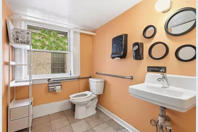 284 High St, Holyoke, MA 01040 - Photo 19