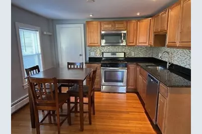 52 Pleasant St, Woburn, MA 01801 - Photo 11