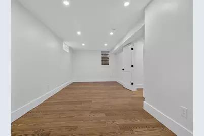 31 Houghton St #A, Somerville, MA 02143 - Photo 17