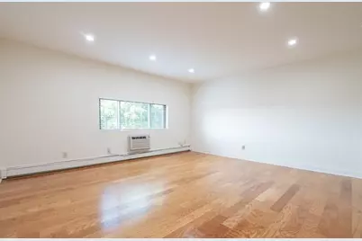 146 Willow Street #5, Waltham, MA 02453 - Photo 5