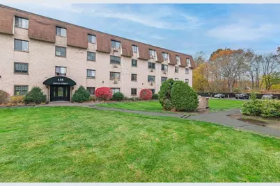 135 Grove St #110, Rockland, MA 02370 - Photo 13