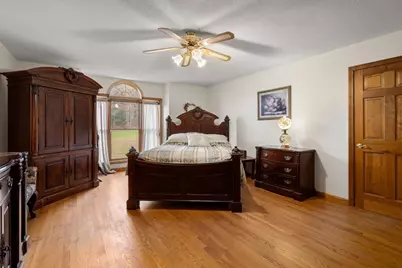 15 Sturbridge Rd, Brimfield, MA 01010 - Photo 9