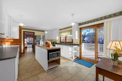 4 Pickett Ln, Greenfield, MA 01301 - Photo 7