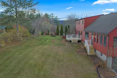 4 Pickett Ln, Greenfield, MA 01301 - Photo 5