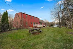 4 Pickett Ln, Greenfield, MA 01301 - Photo 35