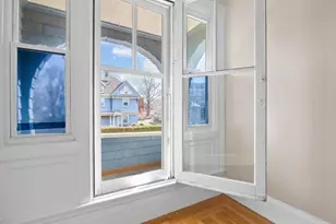 52 Underwood St, Fall River, MA 02720 - Photo 9