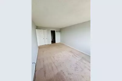 500 Salem St #808, Medford, MA 02155 - Photo 5