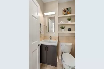 382 Commonwealth Ave #13, Boston, MA 02215 - Photo 13