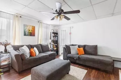 24 Adams St, Springfield, MA 01105 - Photo 3