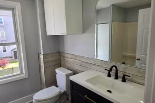 90 Quequechan St, Fall River, MA 02723 - Photo 13