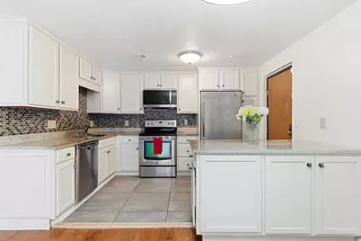 356 Neponset St #E, Canton, MA 02021 - Photo 15