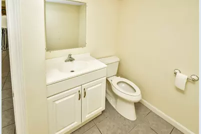 105 Pleasant St, Brockton, MA 02301 - Photo 23