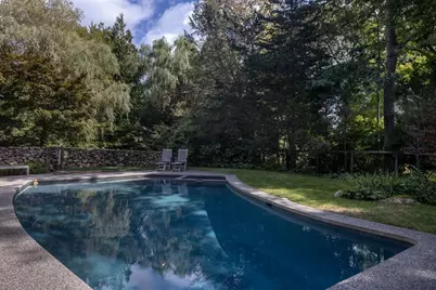 16 Vine St, Marion, MA 02738 - Photo 11