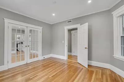 701 Hammond St #1, Brookline, MA 02467 - Photo 5