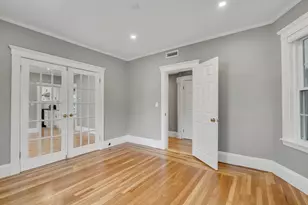 701 Hammond St, Brookline, MA 02467 - Photo 5