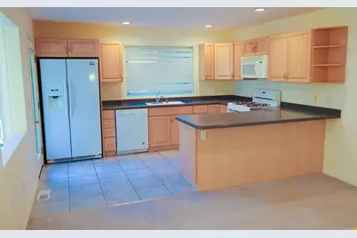 145 Captain Eames Cir #145, Ashland, MA 01721 - Photo 7