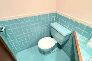 5 Oakland St, Boston, MA 02119 - Photo 9