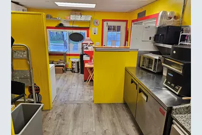 160 Lynn Street, Peabody, MA 01960 - Photo 9