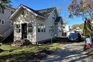 29 Oval Rd, Quincy, MA 02170 - Photo 7