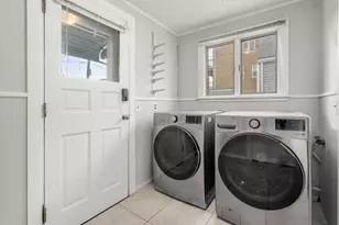 960 Shirley St, Winthrop, MA 02152 - Photo 15