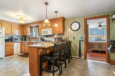 20 1/2 Bliss St #2, Taunton, MA 02780 - Photo 5