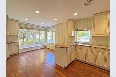 280 Quinobequin Rd, Newton, MA 02468 - Photo 5