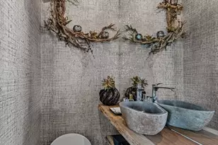 27 Wareham St, Boston, MA 02118 - Photo 19