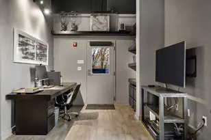 27 Wareham St, Boston, MA 02118 - Photo 31