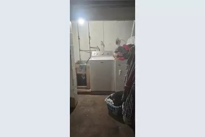 270 Berkshire Ave, Springfield, MA 01109 - Photo 21