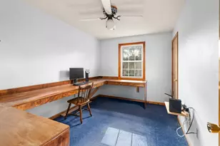 4 Laurel Dr, Easthampton, MA 01027 - Photo 41