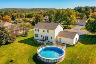 4 Laurel Dr, Easthampton, MA 01027 - Photo 9