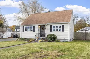 2 Summit Terrace, Peabody, MA 01960 - Photo 5