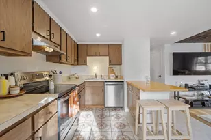 2 Summit Terrace, Peabody, MA 01960 - Photo 13