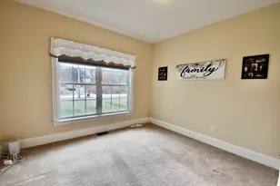 73 Plummer Ave, Northbridge, MA 01588 - Photo 17