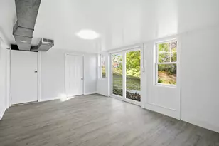 19 Emily St, Springfield, MA 01109 - Photo 35