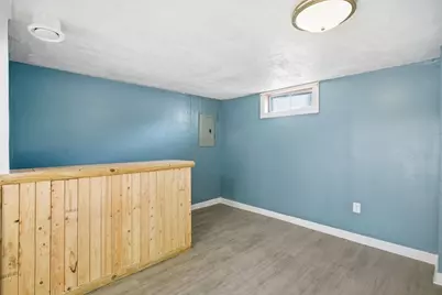 19 Emily St, Springfield, MA 01109 - Photo 33